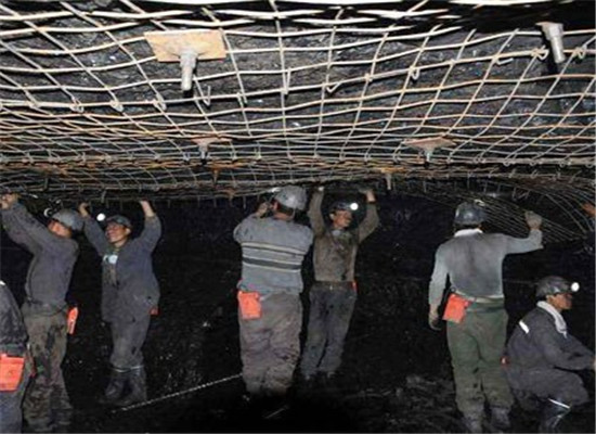 煤矿钢筋网厂家说明煤矿钢筋网片锈色反应原因